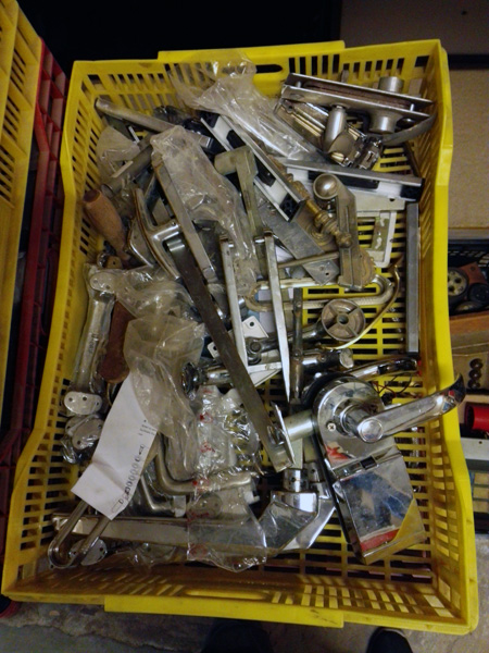 material ferreteria griferia electricidad consultar modelos y cantidades